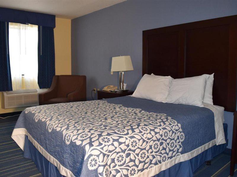 Days Inn By Wyndham Grand Island Exterior photo
