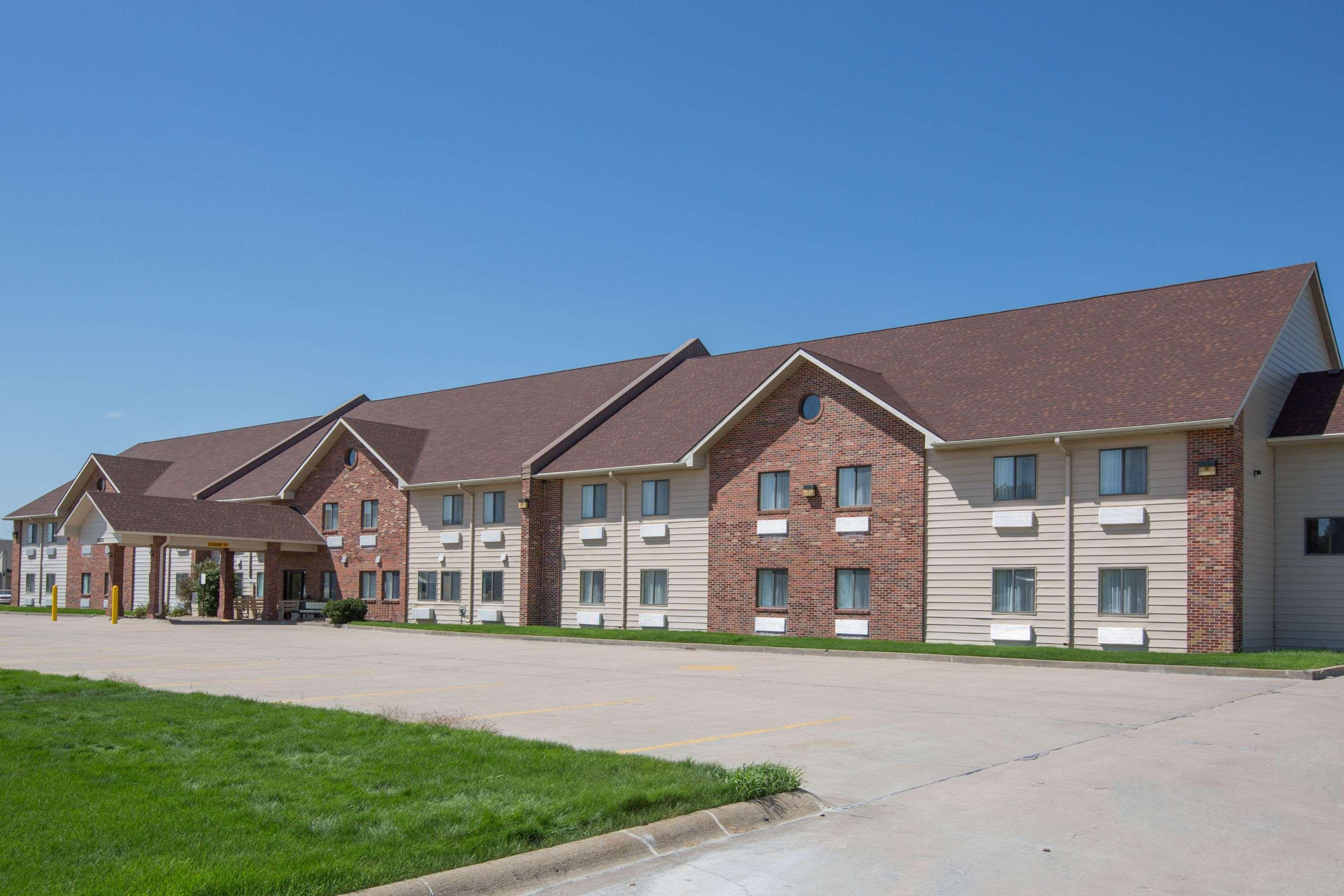 Days Inn By Wyndham Grand Island Exterior photo