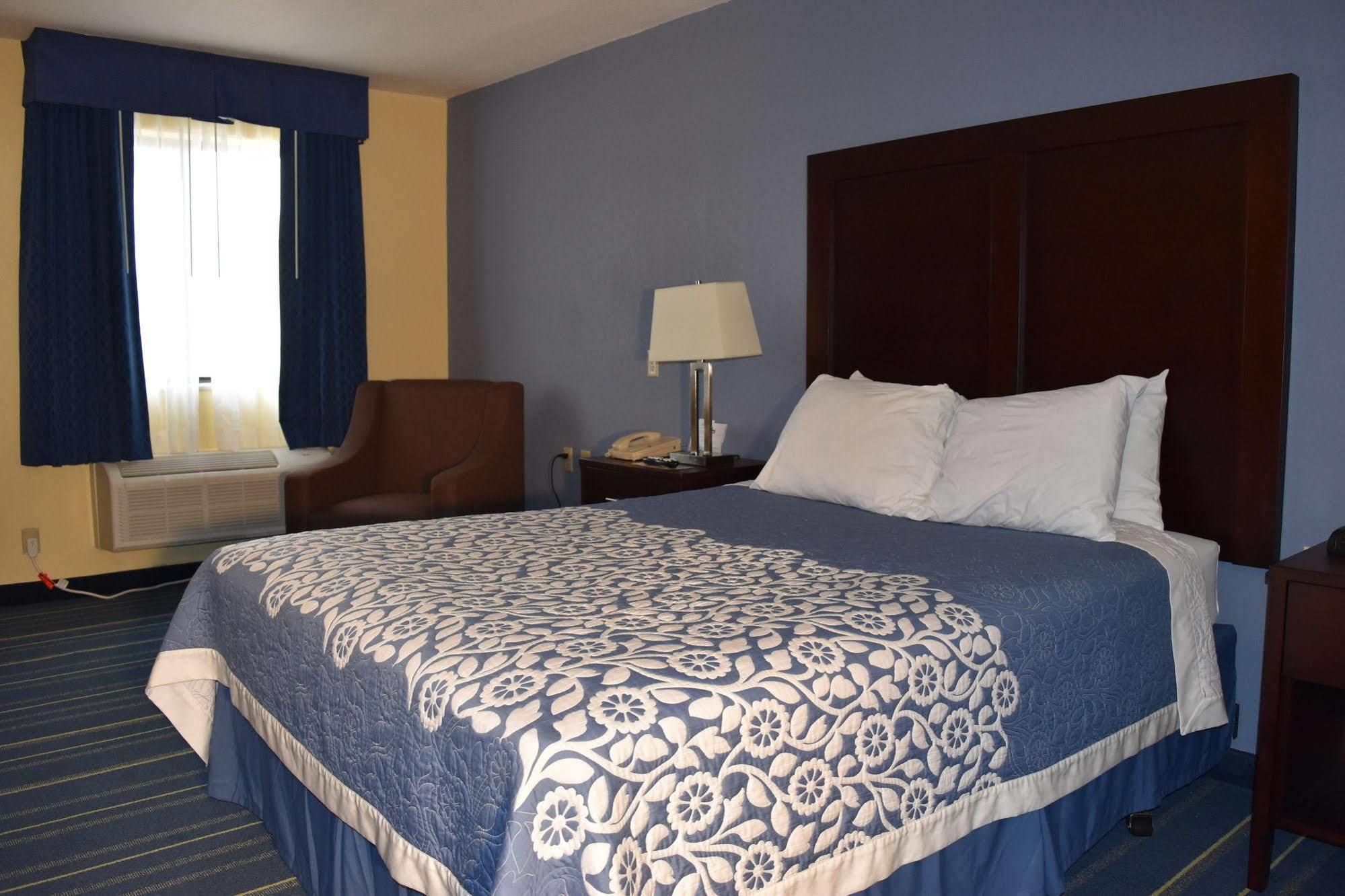 Days Inn By Wyndham Grand Island Exterior photo