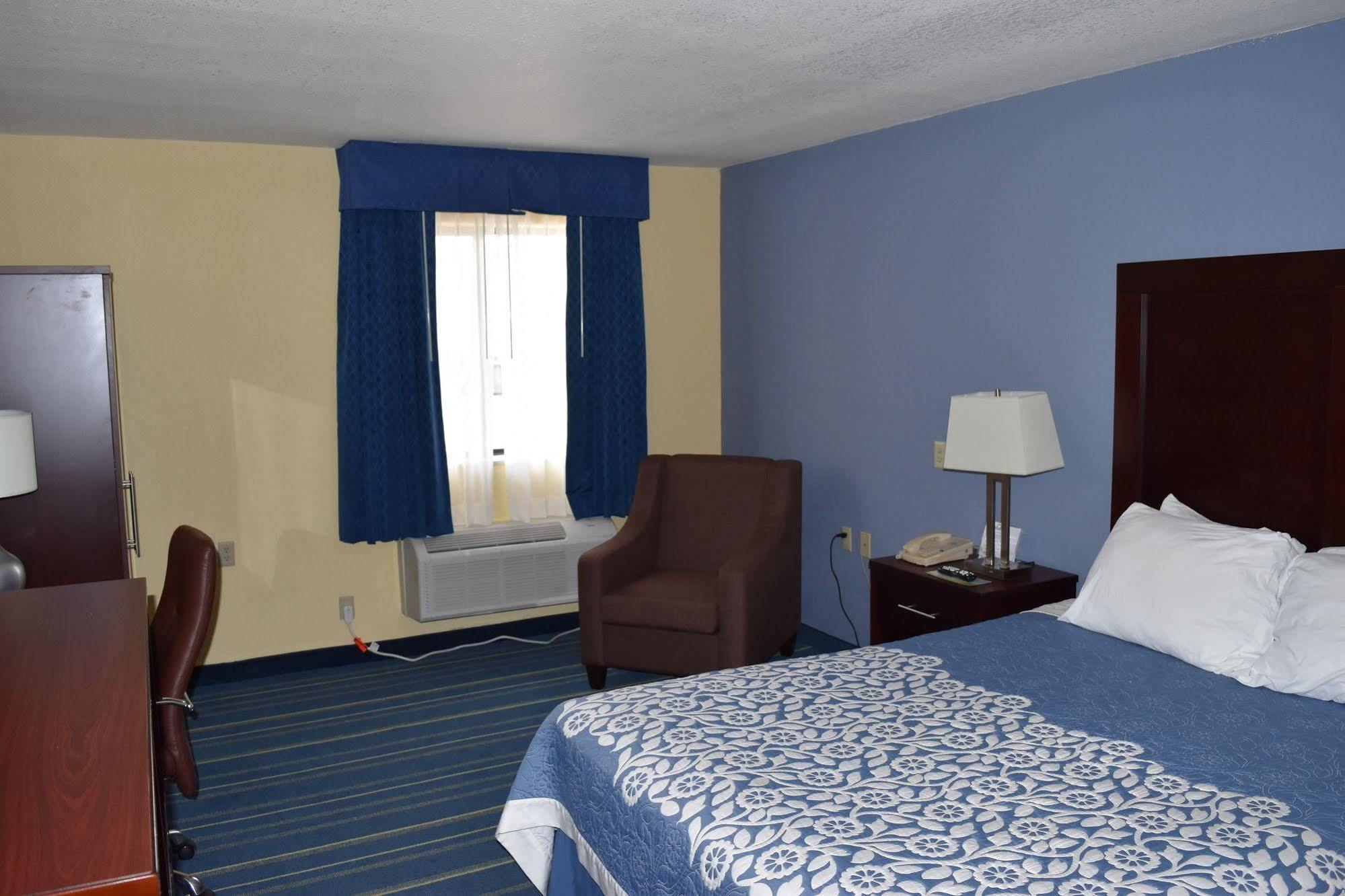 Days Inn By Wyndham Grand Island Exterior photo